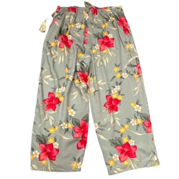 NWT Caribbean Joe Floral Crop‎ Pants Sage Green Pink Hibiscus Rayon Size Large - Picture 4 of 5
